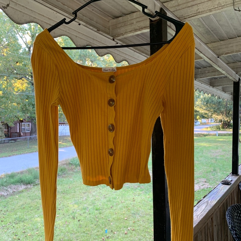 long sleeve tight fitted top